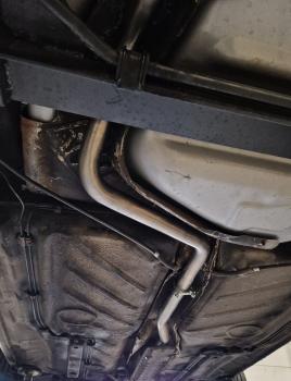 Novus Classic-Line Serien Verbindungsrohr aus Edelstahl für VW Golf 1 Cabriolet / Scirocco 2