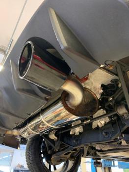 Fox passend für Ford Focus III RS Endschalldämpfer quer Ausgang rechts/links mit Abgasklappe - 129x106 Typ 32 rechts/links schwarz emailliert FO032145-749S