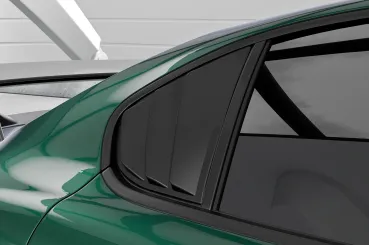 CSR Seitenscheibenblenden mit ABE für Alfa Romeo Giulia (Typ 952) SSB033-C Carbon Look Hochglanz (keine Lackierung erforderlich)