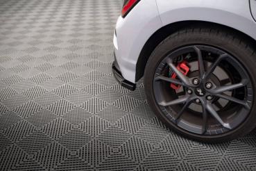 Maxton Design Heck Ansatz Flaps Diffusor V.1 für Hyundai Kona Mk1 schwarz Hochglanz