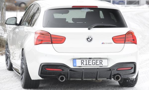 Rieger Heckeinsatz für BMW 1er F20 (1K4) Glossy schwarz glänzend Y 00088171