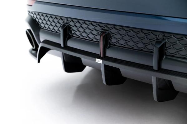 Maxton Design Carbon Fiber Rear Splitter (mit einem vertikalem balken) für Audi RSQ8 Mk1 Facelift