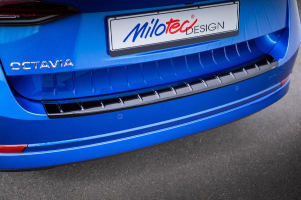 Milotec Ladekantenschutz für Skoda Octavia IV Combi RS & Scout – schwarz (Klavierlack)
