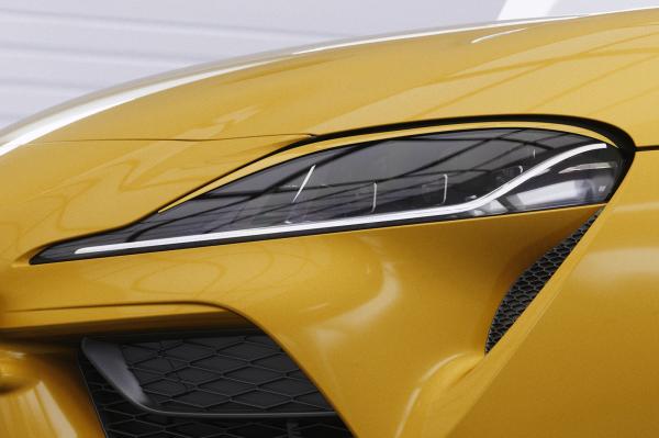CSR Scheinwerferblenden für Toyota GR Supra (A90) SB313-L Lackierung erforderlich (unlackiert roh)