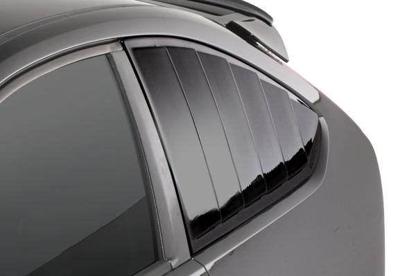 CSR Seitenscheibenblenden mit ABE für Ford Focus MK2 3-Türer SSB002-L Lackierung erforderlich (unlackiert roh)