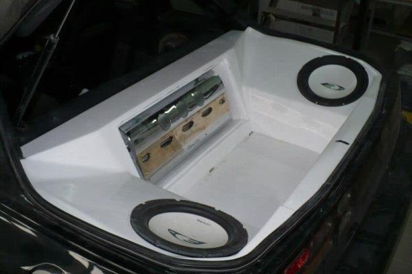 Maxton Design BASS BOX NISSAN 300ZX Z32 2+2 SITZER GFK