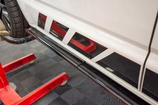 Maxton Design Seitenschweller Ansatz für VW T6 schwarz Hochglanz